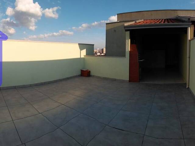 Locação em VILA CURUÇA - Santo André
